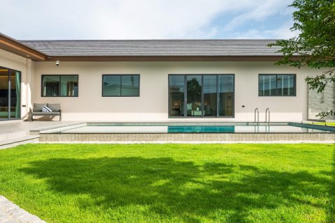 Вилла в Паттайе, Таиланд с 5 спальнями  № 137069 - фото 5