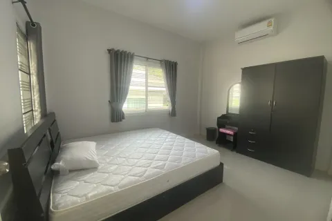 House in Hang Dong, Thailand 3 bedrooms № 156550 - photo 5