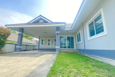 House in Hang Dong, Thailand 3 bedrooms № 156550 - photo 6