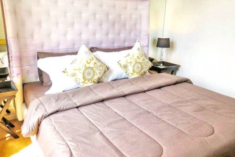 Condo in Bangkok, Thailand, 1 bedroom  № 118429 - photo 6