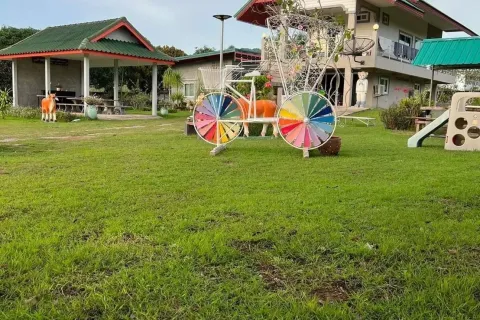 Casa de 8 dormitorios en Pattaya, Tailandia № 211824 - foto 17