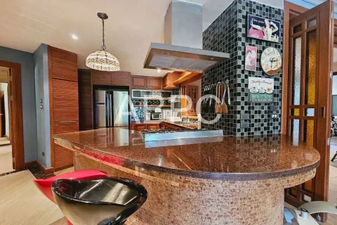 Condominio de 3 dormitorios en Pattaya, Tailandia № 211821 - foto 18