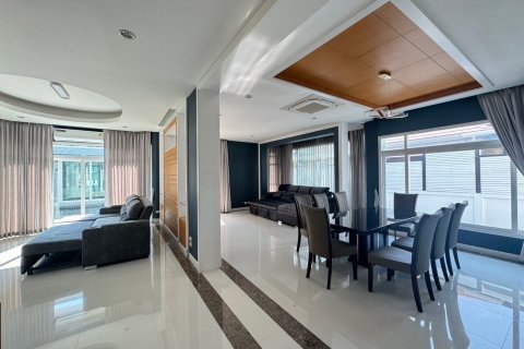 Вилла в Правете, Бангкок, Таиланд с 5 спальнями  № 138149 - фото 14