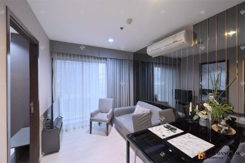 Condo in Bangkok, Thailand, 2 bedrooms № 185560 - photo 2