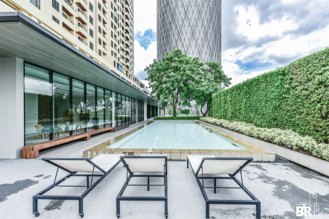 Condo in Bangkok, Thailand, 2 bedrooms № 185559 - photo 2