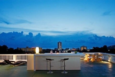 Apartment in Phuket, Thailand 15 bedrooms № 147568 - photo 2