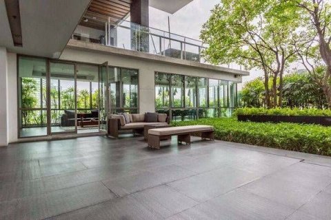 Condo in Watthana, Bangkok, Thailand, 2 bedrooms  № 147570 - photo 24