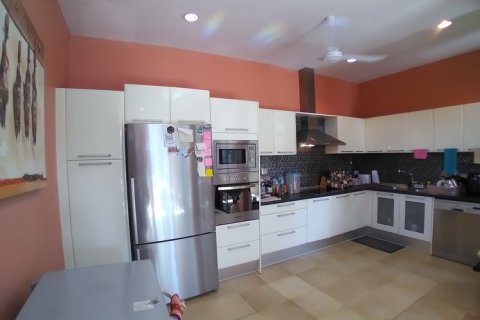 Haus in Pattaya, Thailand 3 Schlafzimmer № 223077 - Foto 4