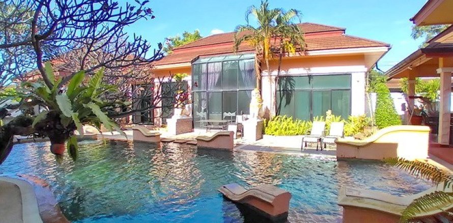 Haus in Pattaya, Thailand 3 Schlafzimmer № 223077