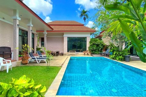 Haus in Pattaya, Thailand 4 Schlafzimmer № 223080 - Foto 2