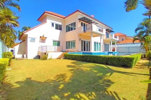 Haus in Pattaya, Thailand 5 Schlafzimmer № 223078