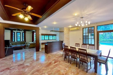 Haus in Pattaya, Thailand 5 Schlafzimmer № 223079 - Foto 4