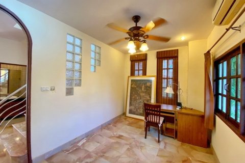 Haus in Pattaya, Thailand 5 Schlafzimmer № 223079 - Foto 14