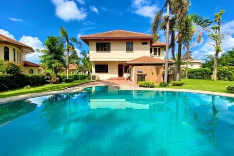 Haus in Pattaya, Thailand 5 Schlafzimmer № 223079