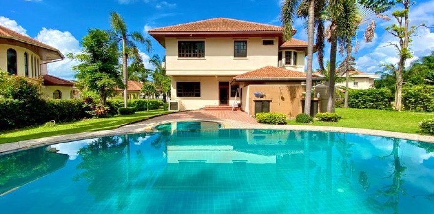 Haus in Pattaya, Thailand 5 Schlafzimmer № 223079