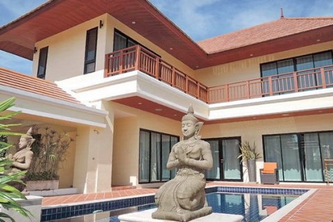 Haus in Pattaya, Thailand 3 Schlafzimmer № 223076