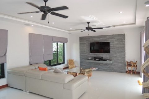 Haus in Pattaya, Thailand 3 Schlafzimmer № 223076 - Foto 4