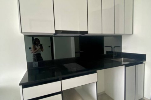 Condo in Bangkok, Thailand, 1 bedroom  № 135296 - photo 6