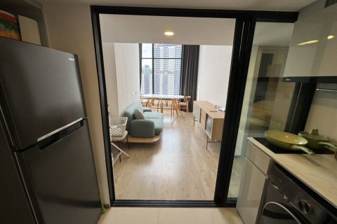 Condo in Huai Khwang, Bangkok, Thailand, 2 bedrooms  № 135299 - photo 5