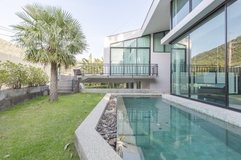 Villa in Kathu, Thailand 3 bedrooms № 154909 - photo 2