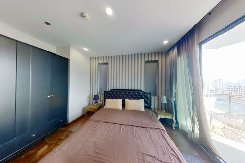 Condo à Huai Khwang, Bangkok, Thaïlande, 2 chambres  № 137570 - photo 5