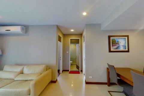 Condo à Huai Khwang, Bangkok, Thaïlande, 2 chambres  № 137570 - photo 4