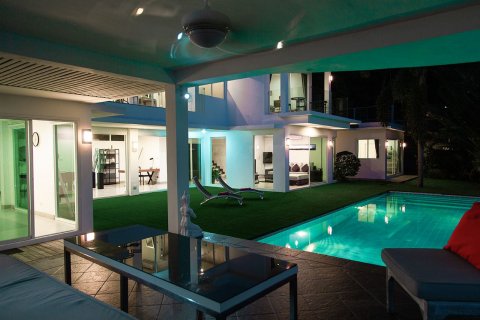 Villa à Phuket, Thaïlande 5 chambres № 137564 - photo 28