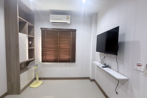 Maison à Hang Dong, Thaïlande 5 chambres № 163166 - photo 27