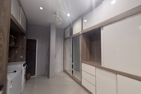 Maison à Hang Dong, Thaïlande 5 chambres № 163166 - photo 21