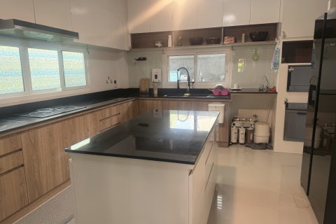 Maison à Hang Dong, Thaïlande 5 chambres № 163166 - photo 15