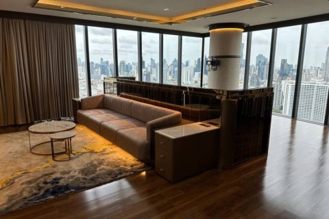 Condo à Khlong San, Bangkok, Thaïlande, 7 chambres № 134537 - photo 1