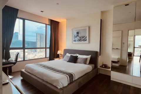 Condo in Bangkok, Thailand, 2 bedrooms  № 134538 - photo 5