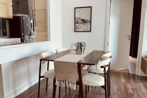 Condo in Bangkok, Thailand, 2 bedrooms  № 134538 - photo 3