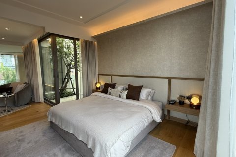 Townhouse in Bangkok, Thailand 4 bedrooms № 201288 - photo 5