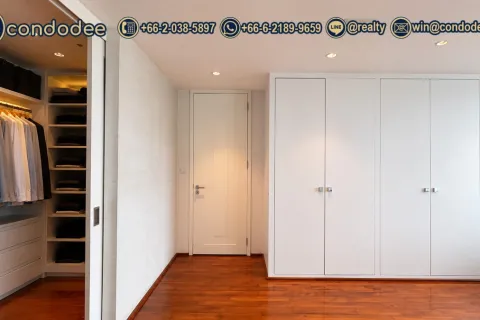 Condo in Watthana, Bangkok, Thailand, 4 bedrooms  № 201292 - photo 10