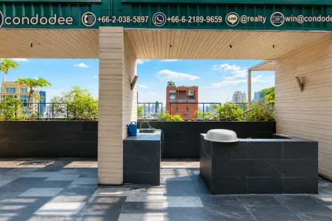 Condo in Watthana, Bangkok, Thailand, 4 bedrooms  № 201292 - photo 2