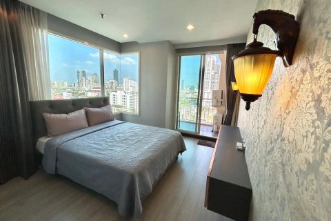 Condo in Watthana, Bangkok, Thailand, 3 bedrooms  № 154342 - photo 7