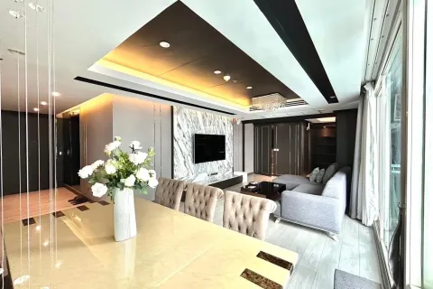 Condo in Watthana, Bangkok, Thailand, 3 bedrooms  № 154342 - photo 3