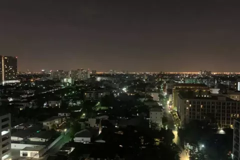 Кондоминиум с 2 спальнями в Клонг Тоэй, Бангкок, Таиланд № 141384 - фото 2