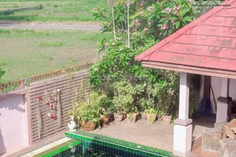 Casa de 6 dormitorios en Pattaya, Tailandia № 213071 - foto 18