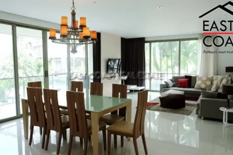 Condominio de 3 dormitorios en Pattaya, Tailandia № 213070