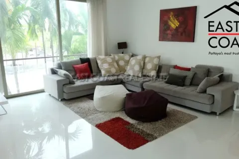 Condominio de 3 dormitorios en Pattaya, Tailandia № 213070 - foto 2