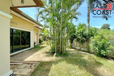 Casa de 3 dormitorios en Pattaya, Tailandia № 213068 - foto 18