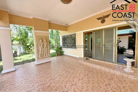 Casa de 3 dormitorios en Pattaya, Tailandia № 213068 - foto 5