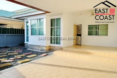 Casa de 3 dormitorios en Pattaya, Tailandia № 213067 - foto 6