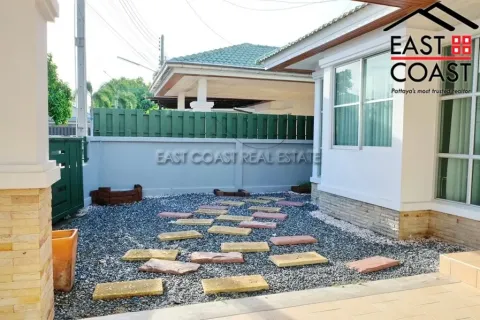 Casa de 3 dormitorios en Pattaya, Tailandia № 213067 - foto 4