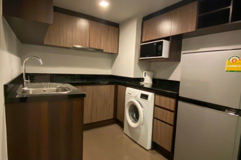 Студия в кондо в Клонг Тоэй, Бангкок, Таиланд № 139223 - фото 5