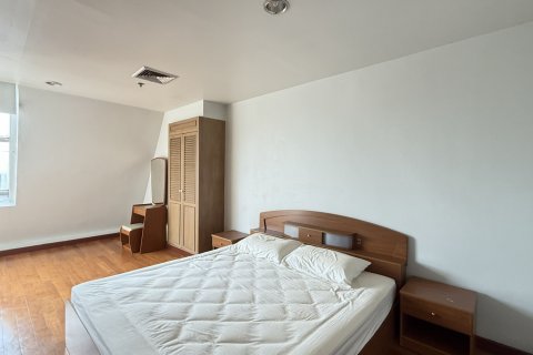 Condo à Yan Nawa, Bangkok, Thaïlande, 2 chambres № 139221 - photo 23