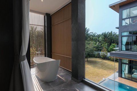 House in Pattaya, Thailand 6 bedrooms № 180569 - photo 16