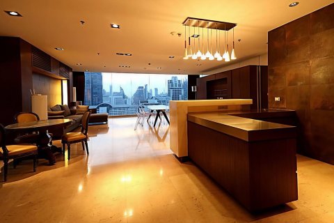 Penthouse in Bangkok, Thailand 4 bedrooms № 180572 - photo 9
